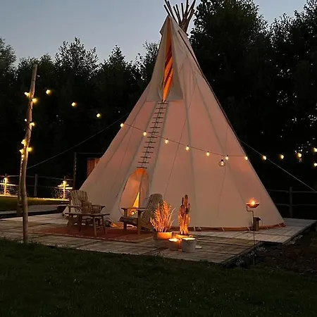 Luksusowy namiot Comfort Tipi Marie, Tipi Bo Deluxe & Tent Nicolai - 'glamping In Stijl' *