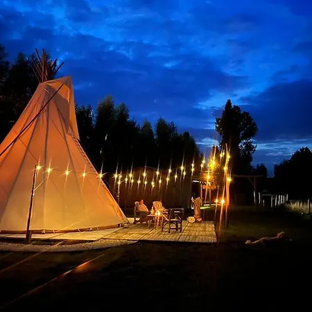 Comfort Tipi Marie, Tipi Bo Deluxe & Tent Nicolai - 'glamping In Stijl' Luksusowy namiot