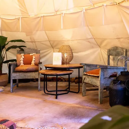 Comfort Tipi Marie, Tipi Bo Deluxe & Tent Nicolai - 'glamping In Stijl' Luksusowy namiot
