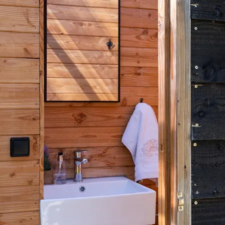 Luksusowy namiot Comfort Tipi Marie, Tipi Bo Deluxe & Tent Nicolai - 'glamping In Stijl' *