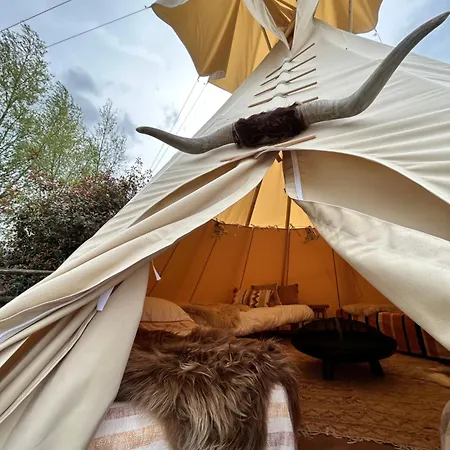 Comfort Tipi Marie, Tipi Bo Deluxe & Tent Nicolai - 'glamping In Stijl' * Lembeke