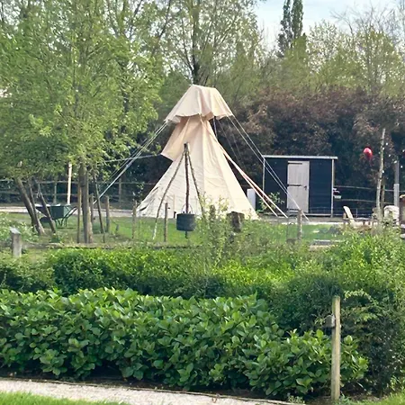 Comfort Tipi Marie, Tipi Bo Deluxe & Tent Nicolai - 'glamping In Stijl' Luksusowy namiot Lembeke