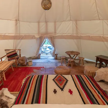 Comfort Tipi Marie, Tipi Bo Deluxe & Tent Nicolai - 'glamping In Stijl' Luksusowy namiot