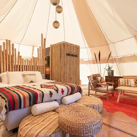 Comfort Tipi Marie, Tipi Bo Deluxe & Tent Nicolai - 'glamping In Stijl' *